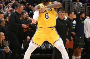  詹姆斯最精彩比赛 开云官方网站